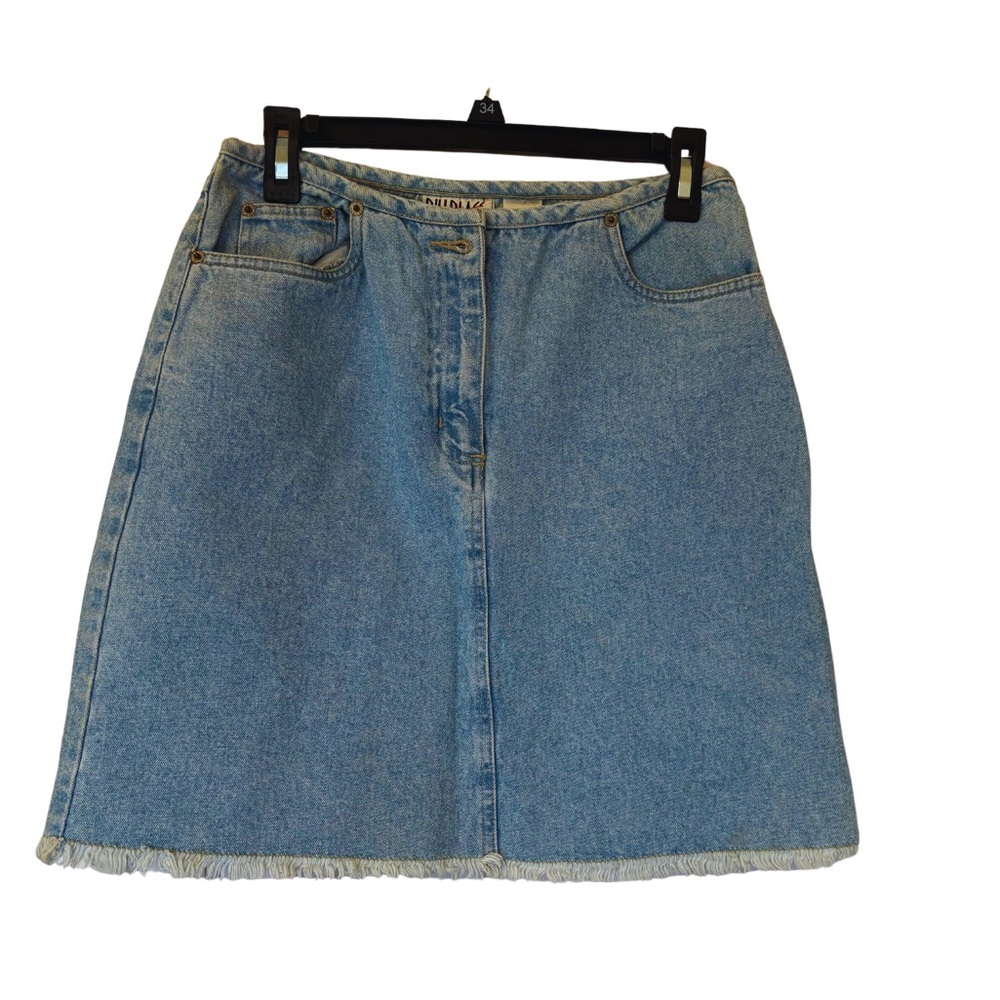 Vintage Bill Blass Denim Skirt Womens  4P Light Blue‎ Knee Length Raw Hem. Nice!